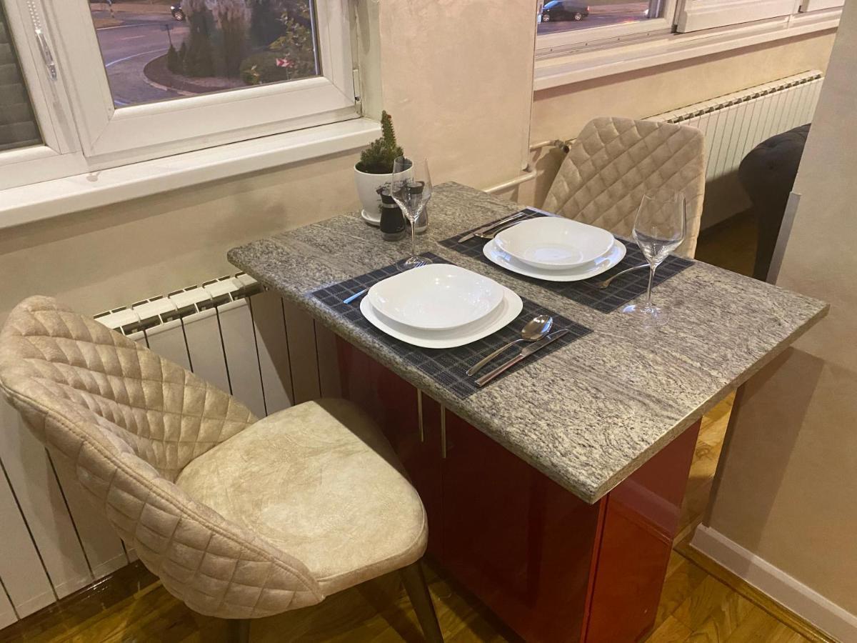 Apartman "Amy Delux" Зеница Экстерьер фото