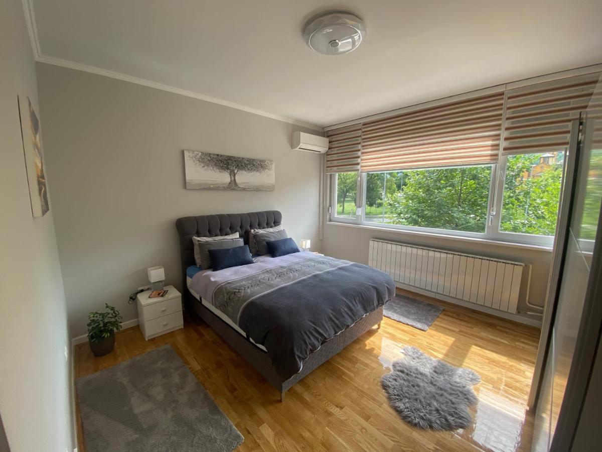 Apartman "Amy Delux" Зеница Экстерьер фото